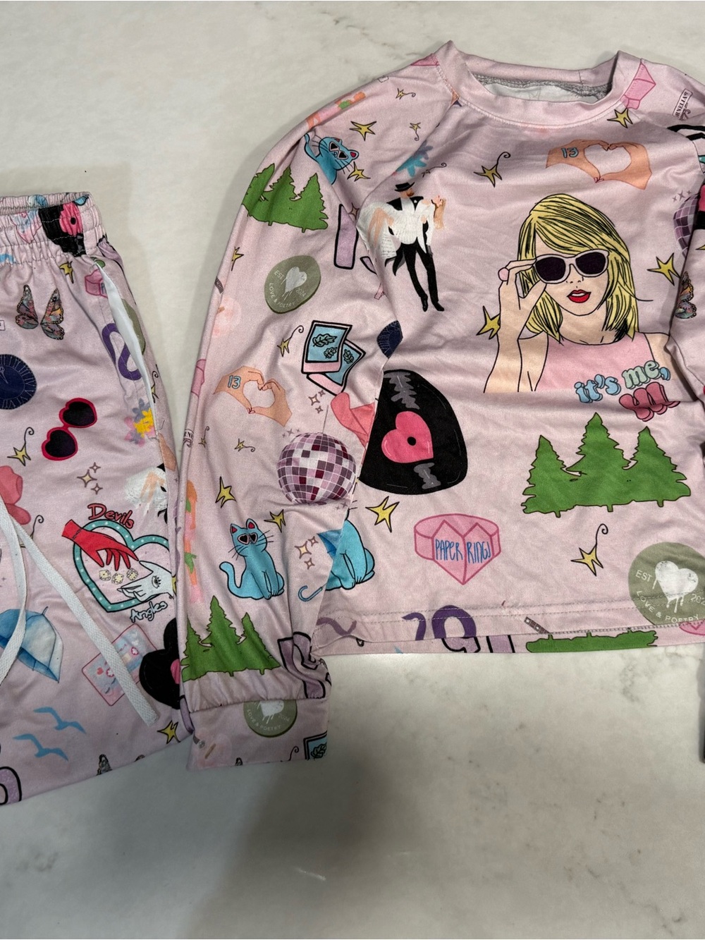 Taylor Swift Pink Graphic Kids Pajama Set